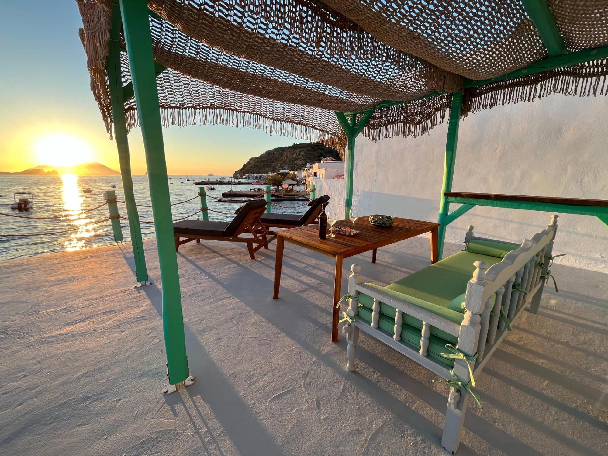 White Coral Villa Klima  Exterior foto